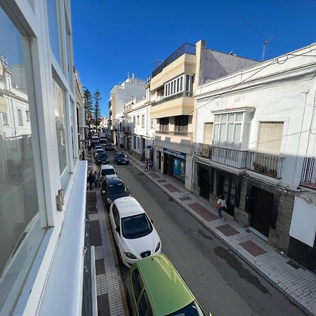 Piso Deluxe En Pleno Centro - San Juan 39 Apartment ซันลูการ์เดบาร์ราเมดา ภายนอก รูปภาพ
