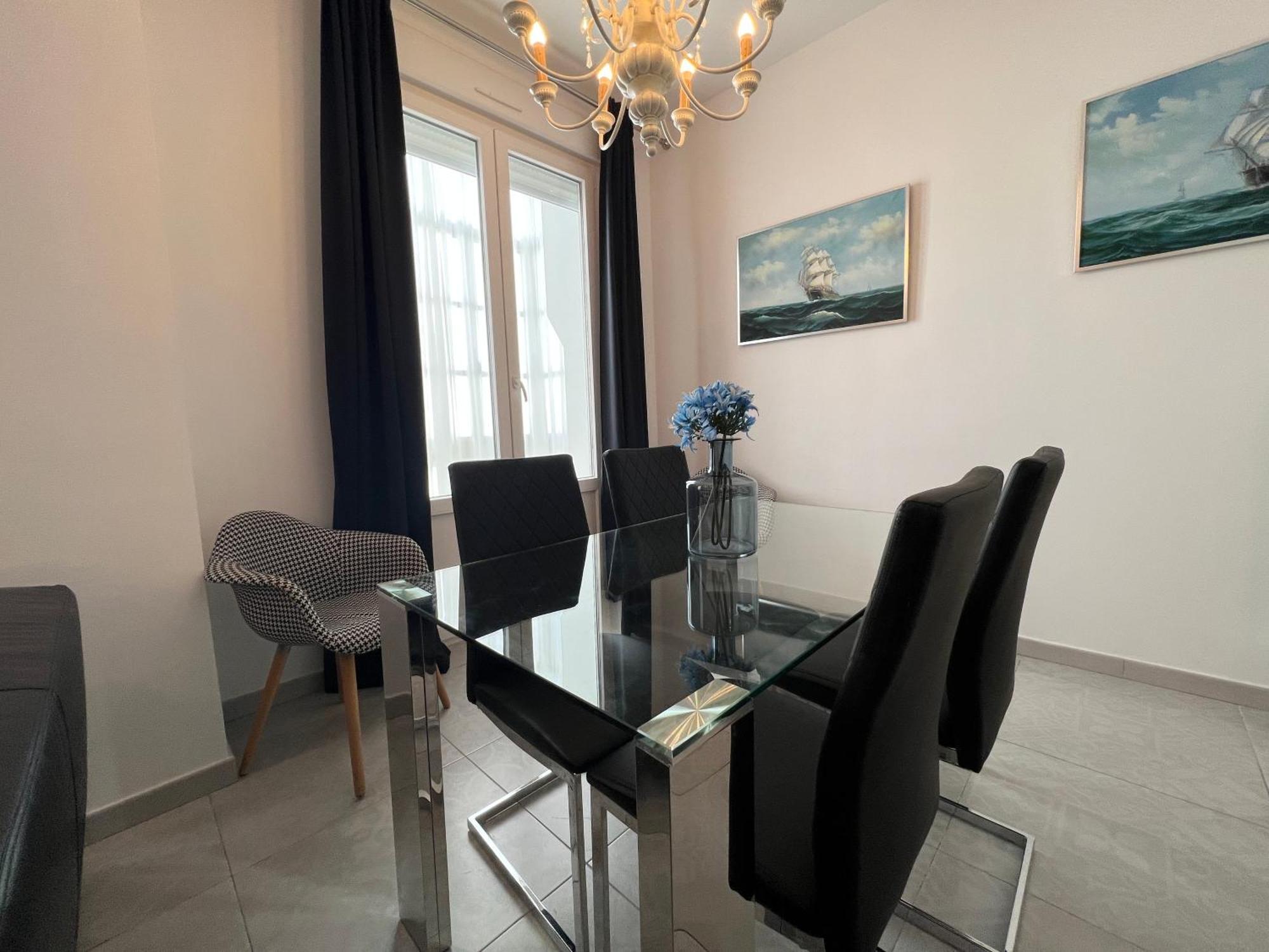 Piso Deluxe En Pleno Centro - San Juan 39 Apartment ซันลูการ์เดบาร์ราเมดา ภายนอก รูปภาพ